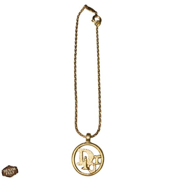 Christian Dior Vintage Gold-Tone “Dior” Logo Charm Pendant Bracelet 17” | RARE!! - Picture 4 of 16